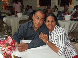 Vanessa Torres and Tom&aacute;s Cintr&oacute;n
