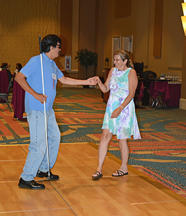 Mark Erickson and Connie Urban prove it don&rsquo;t mean a thing if you&rsquo;ve got a cane, you can still swing!