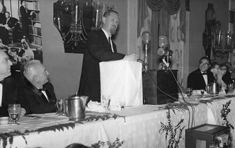 Jacobus tenBroek speaking at the podium