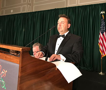 Mark Riccobono gives the banquet speech.