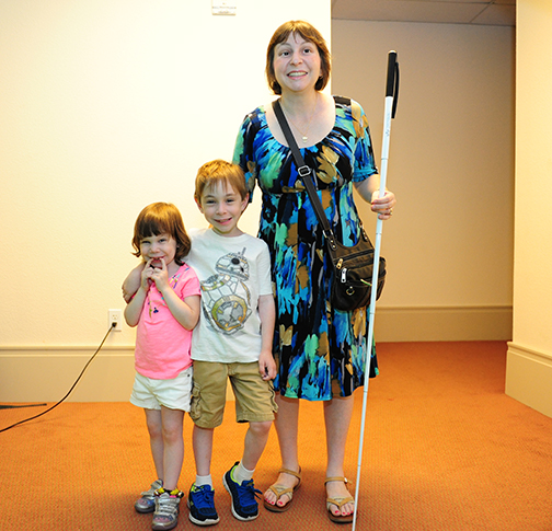 Ronit Mazzoni and her kids, Alex and Elena
