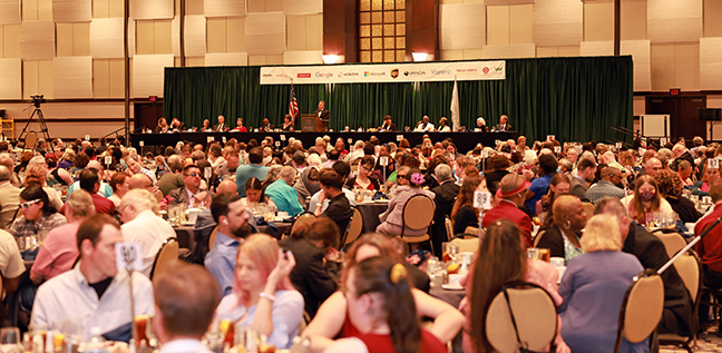 It was a full house at the banquet this year. Every table and chair were full of members celebrating the end of a great convention together.