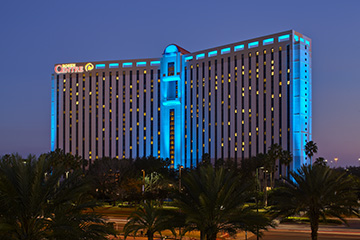 Rosen Centre Hotel at night.