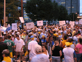 Crowd waits to begin the March for Independence.