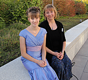 Pat Renfranz and her daughter, Caroline