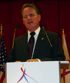 Marc Maurer delivers the Presidential Report.