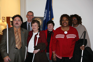 NFB of South Carolina President Parnell Diggs, Congressman Bob Inglis, Lenora Robertson, Ellen Taylor, Debra Canty, and Diana Singleton chat in the hall outside Congressman Inglis’s office.