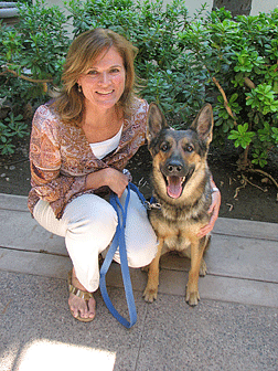 Puppy raiser Dianna Anderson and her dog Kensi