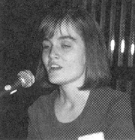 Photo of Angela Howard (19668 bytes)