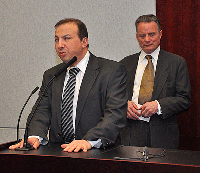 NFB President Marc Maurer and M. Hamou Bouakkas, technical adviser to the mayor of Paris, address the audience at the opening of the afternoon session.
