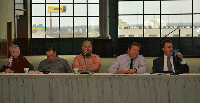 Sharon Maneki (MD), Jim Antonacci (PA), Micah Ranquist (VT), Everette Bacon (UT), and Mark Riccobono listen to the discussion at the seminar. 