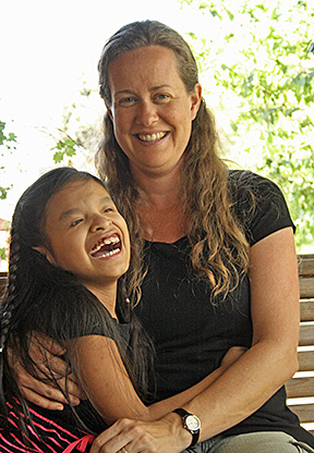 Terri O'Neill and her daughter, Jeni